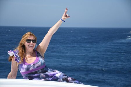 _Monika_sun_ Public Pic