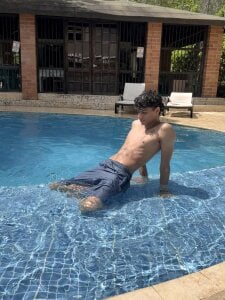 JamesDreams In the pool Foto 5