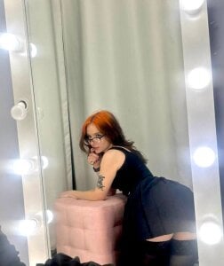 Teresa_Gold Public Pic 6