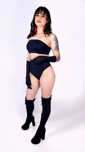 AmbarDupont 🎩 Classic, never simple. รูป  2