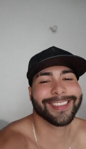 HotThreesoomePublic Bild 2