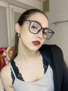 LeenaPuita Do you like strict style? Pic 4