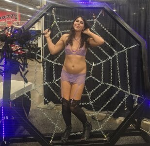 transbate Me posing on a spider web! Pic 3