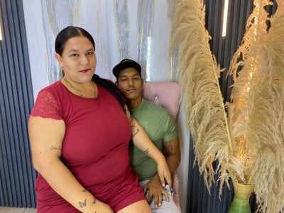 hot_couple_sexualのPublicの 4枚の写真