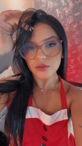 NicolleeEvanss Santa’s Naughty Gift Pic