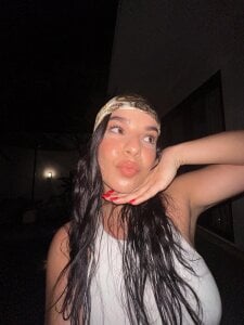 Meet much better me de SkyMusee_  3 Imagens