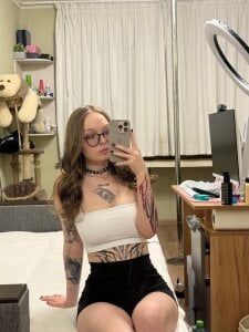 IvyHornyCore kullanıcısının I like to tease you😏 albümü -  9 fotoğraf