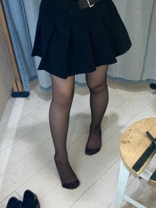 Cinnamon_Ginger Pantyhose/feet Pic 5