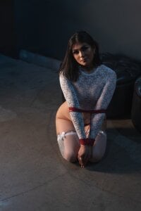 LolaXXXperience Did you know my submissive side? See if you deserve it! Pic 3