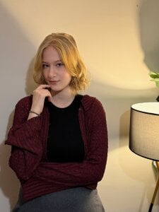 ElzaHart Public Pic 8