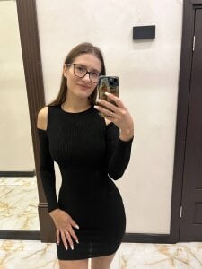 NaughtyNurseVibe Public Pic