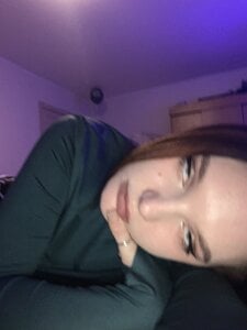 AmmyHot Public Pic 7