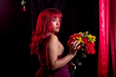 Taylor__Watson TAYLOR'S VALENTINE صورة واحدة|Taylor__Watson TAYLOR'S VALENTINE صورتان|Taylor__Watson TAYLOR'S VALENTINE  5 صور|Taylor__Watson TAYLOR'S VALENTINE  5 صورة