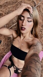 scarlethRuby Public Pic