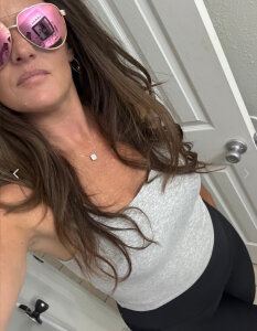 Mrs_Ariel Birthday/halloween pics Pic 9