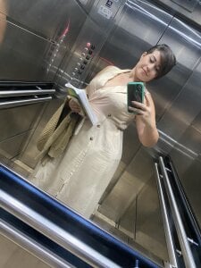 CurvyHot_Gaby a day of class Billede