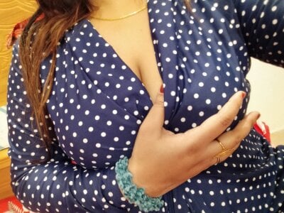 Sexy🥵 od Beauty_Queen_Soniya  8 snímek