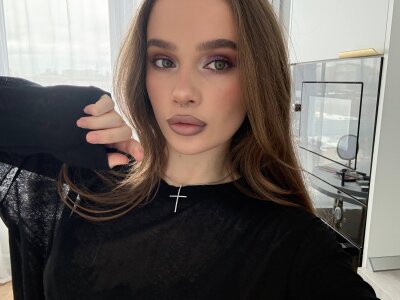 MeriPhelan Public Pic 4