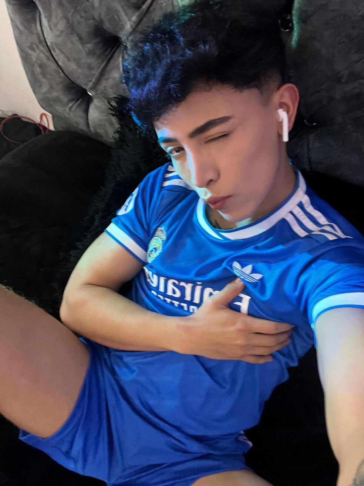 Saimonvela Trending Pic 2778