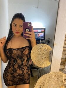 Alanasmitt Me ❤️ Pic 2