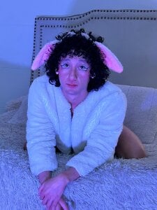 Haru_bloom The sexy cosplay of lamb 😳😈 Pic