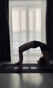 YasminFelcherのYogaの 2枚の写真