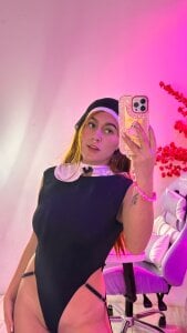 Sexy nun 🔥🥵 de Summer_miller  Imagens