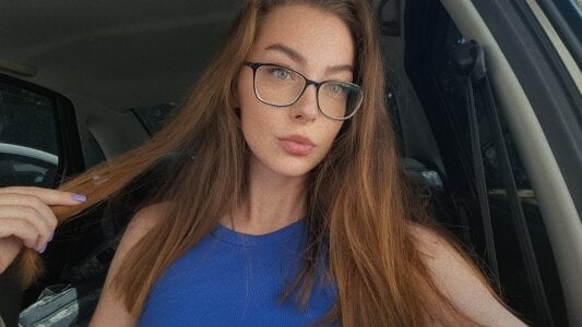 RussianGirls_ Life Style Alicia Poză 4