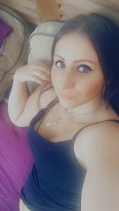 CurvyDonn Public  6. fénykép