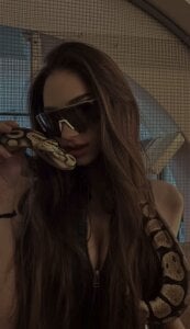 VanessaDirtyDiaries Pretty teen 🍭 Pic