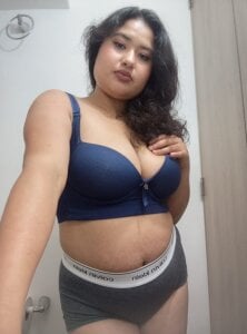 VELVETHUNTER_VC Me in blue 💙 Pic