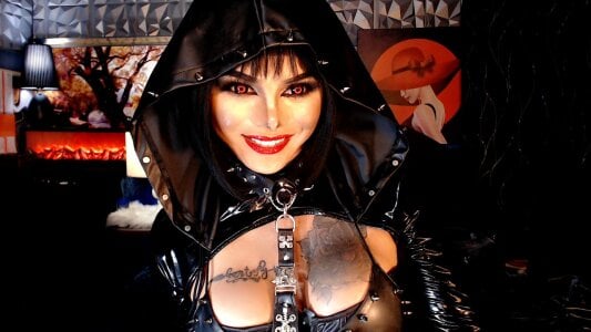 Missionary_Addiction_Cums queen Pic