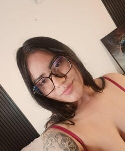 𝘉𝘳𝘪𝘢𝘯𝘯𝘢 de Briana_Goldd  3 Imagens