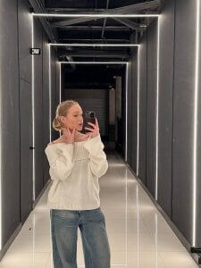 VanessaLightDiamond Imaginations Pic 2