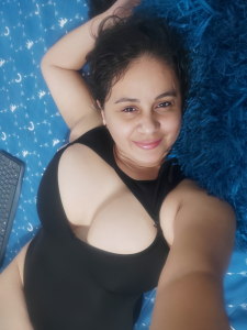 Sharon-Hot77 MI SELFIE Pic 8