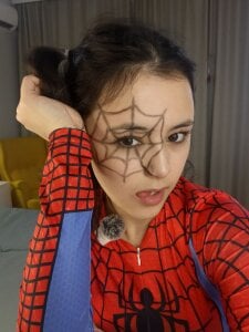 AvisLevien kullanıcısının Spider Girl albümü -  fotoğraf