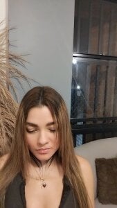 VIOLETA-QUEEN I'm watching you Kuva 2