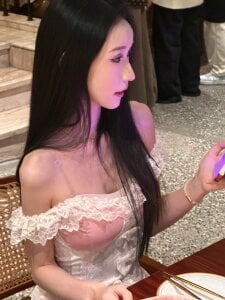 小鱼 de onlylove-007  5 photos