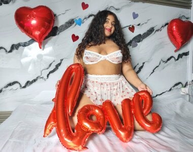 Sofia_Hernandez_ Happy Valentine's Day😈❤ รูป  9