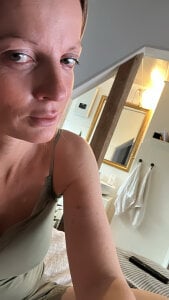 Sabdeluxe Public Pic 3