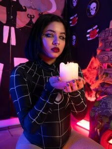 beth_cast_x spider girl Pic 2