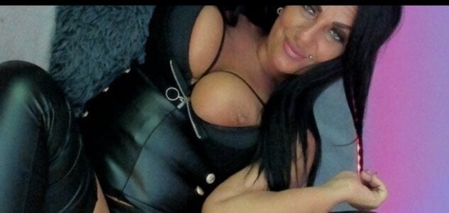 MILFever kullanıcısının Public albümü -  8 fotoğraf