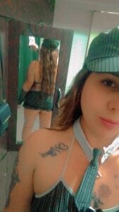 alice1-hott_ Public Pic 3