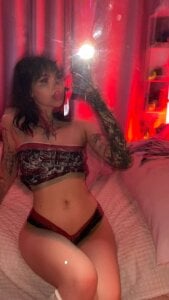 Eva_Sonic goth aesthetic Pic 2