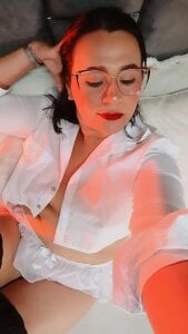 Sienarosewood Ready for fuck ur mommy's pussy? Immagine  4