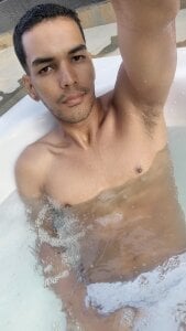 Pikashu7u7 Jacuzzi صورة واحدة|Pikashu7u7 Jacuzzi صورتان|Pikashu7u7 Jacuzzi  7 صور|Pikashu7u7 Jacuzzi  7 صورة