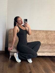 hillary_chen 😏 Pic 4