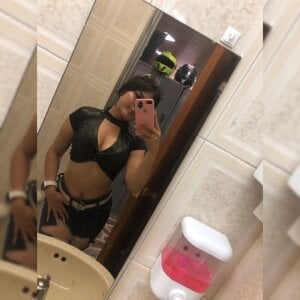 Danny-Arango Public Foto 5