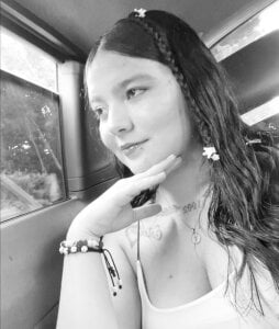 Allyson_brown_ Public Pic 5