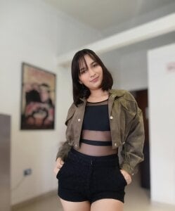 CerecitaQueenn Naturally Me 🐣 Pic 4